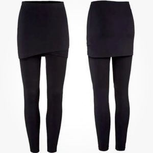 CABI Centered Skirted M'Leggings Black Women's Size Medium 5510 Comfort Stretch